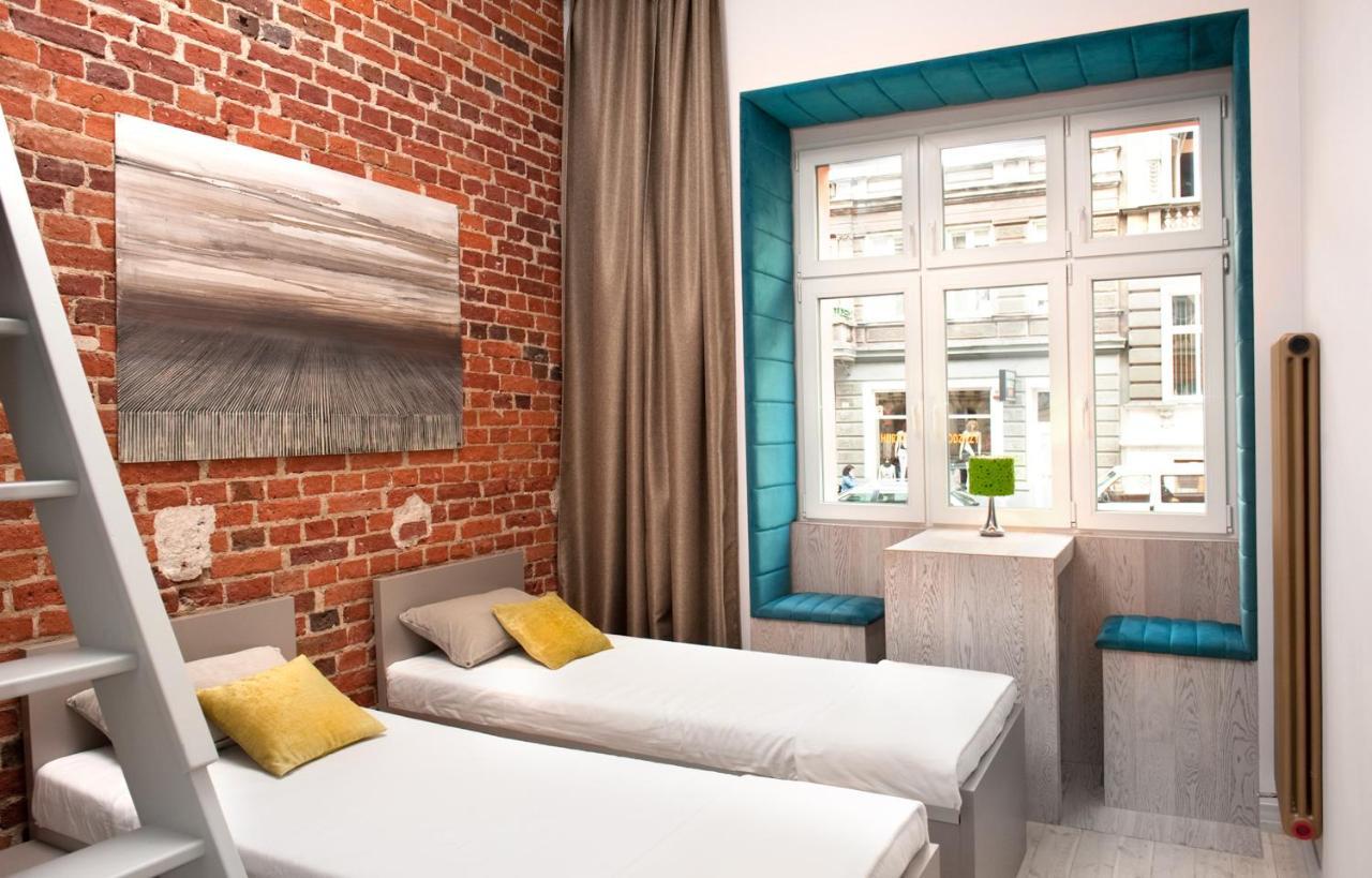 MoHo M Hostel Wrocław Buitenkant foto
